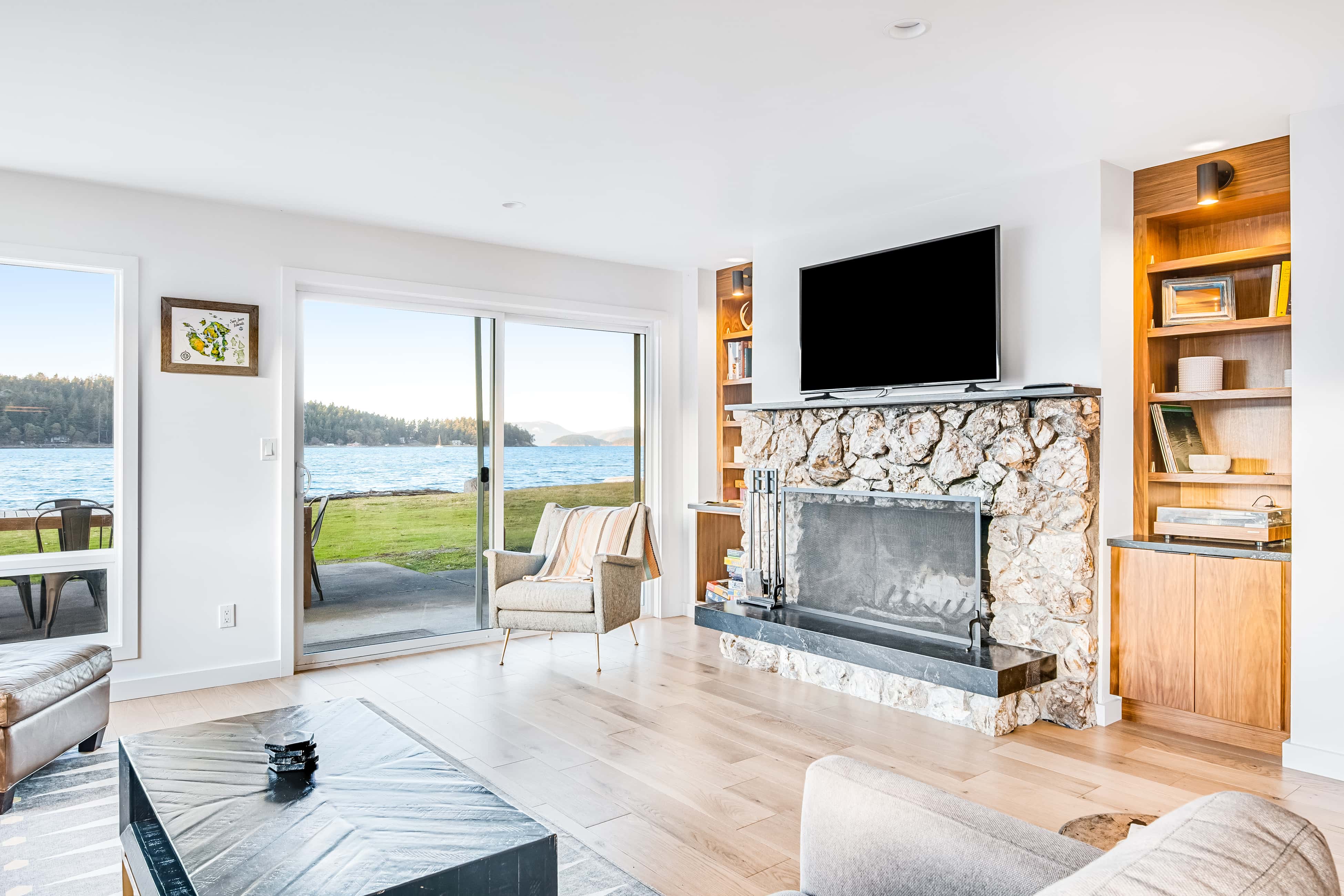 Lopez Island Mud Bay Waterfront home