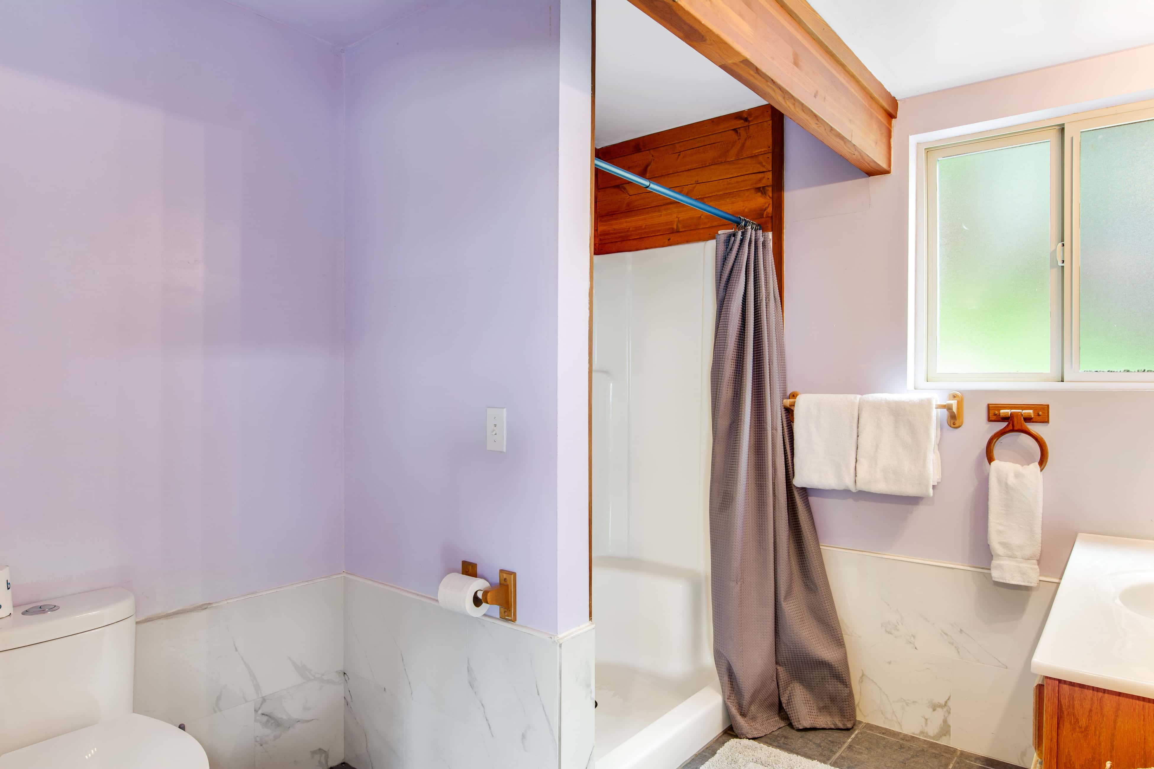 Port Angeles Blue Mountain Lodge with Bunkhouse