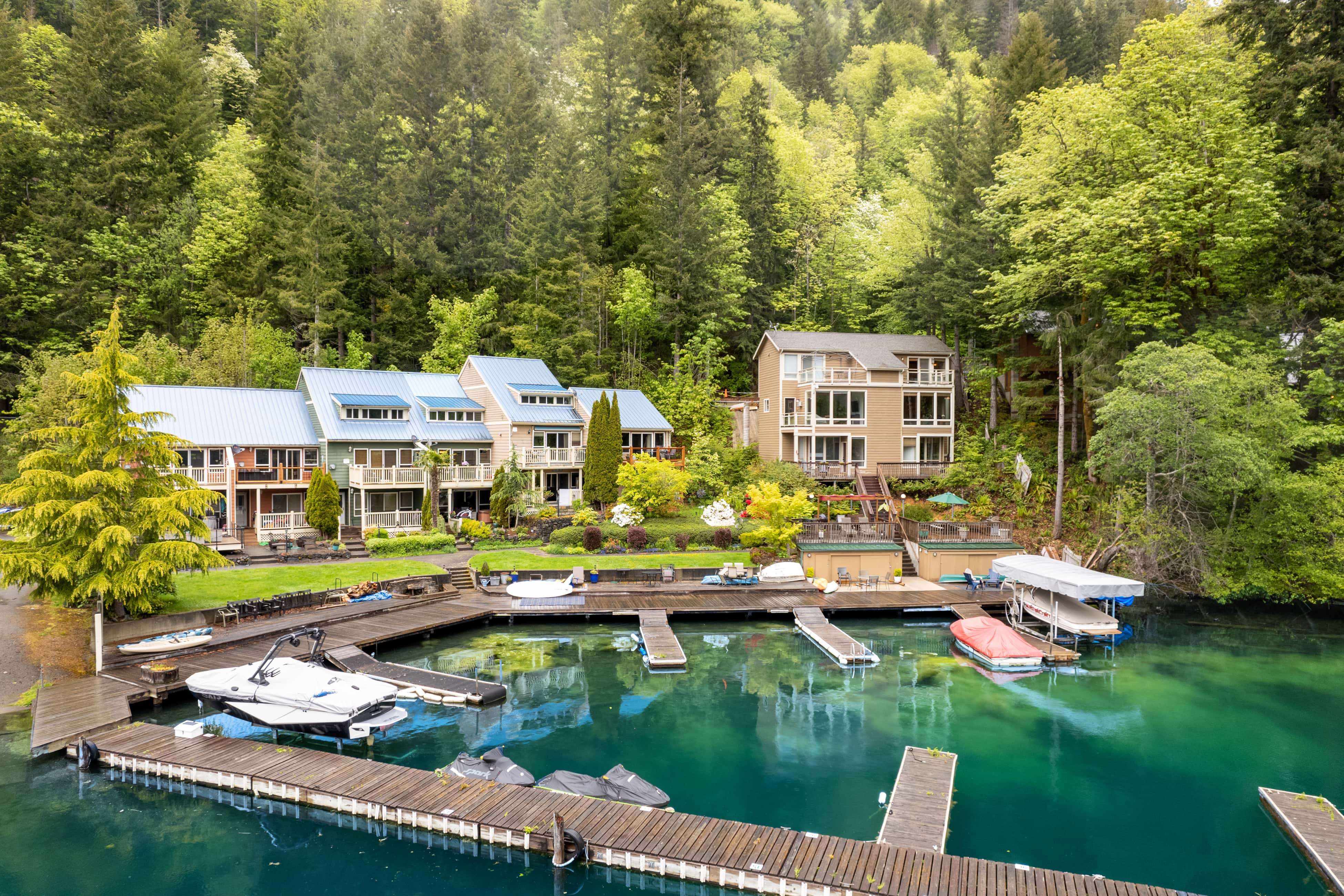 Lake Sutherland Retreat
