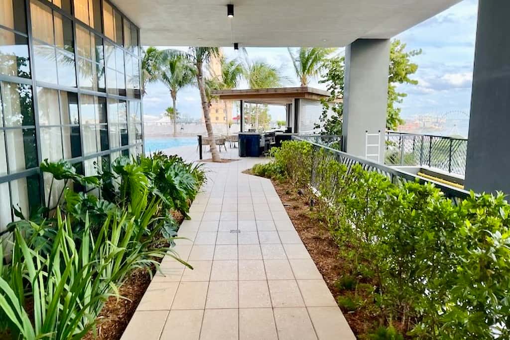 Grand Vista 4501