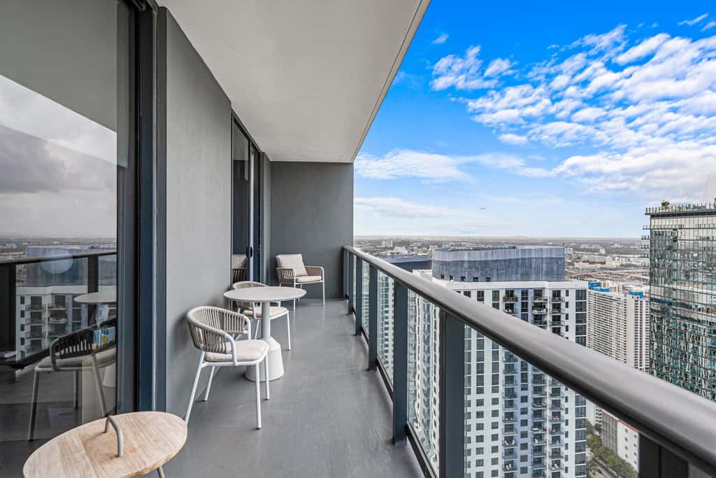 Grand Vista 4501