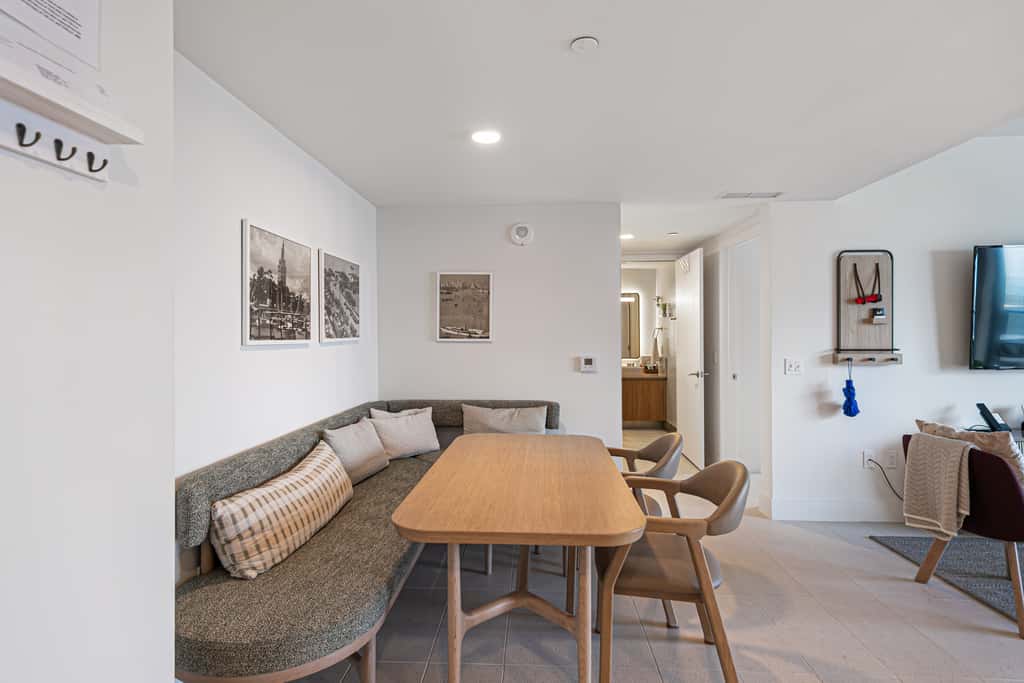 Grand Vista 4501