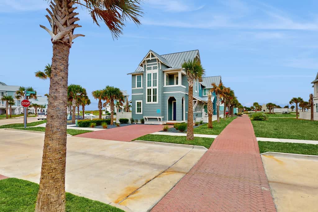 Casitas Sweetbay