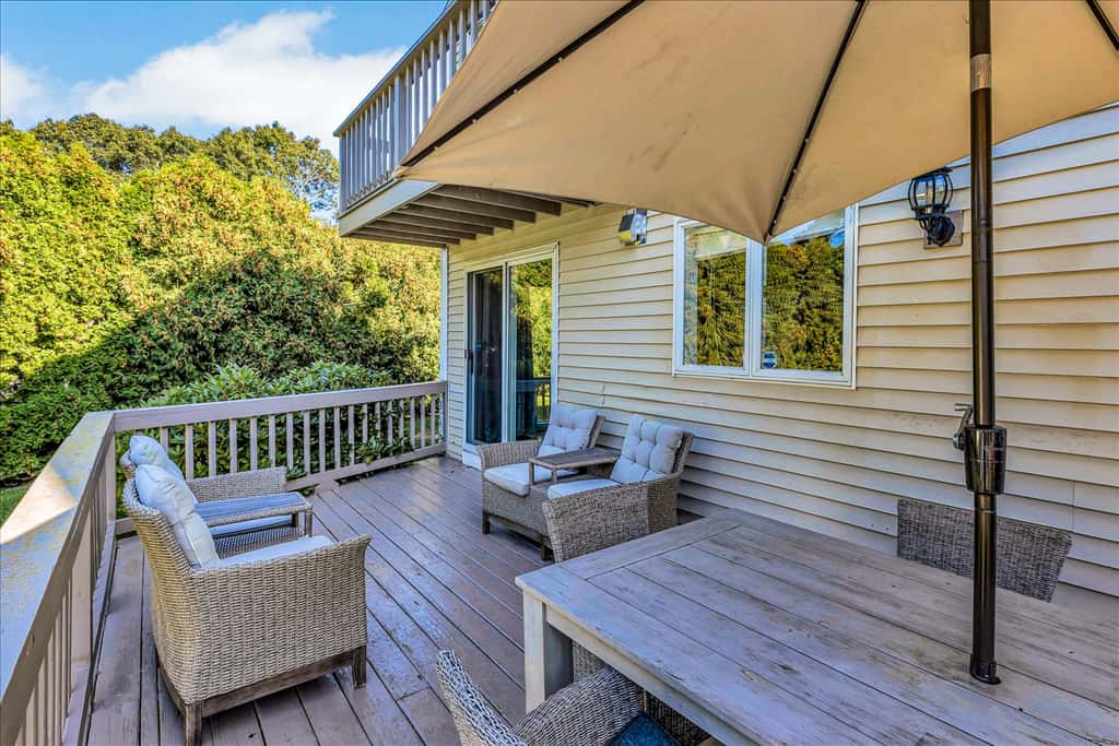 Goose Point Getaway