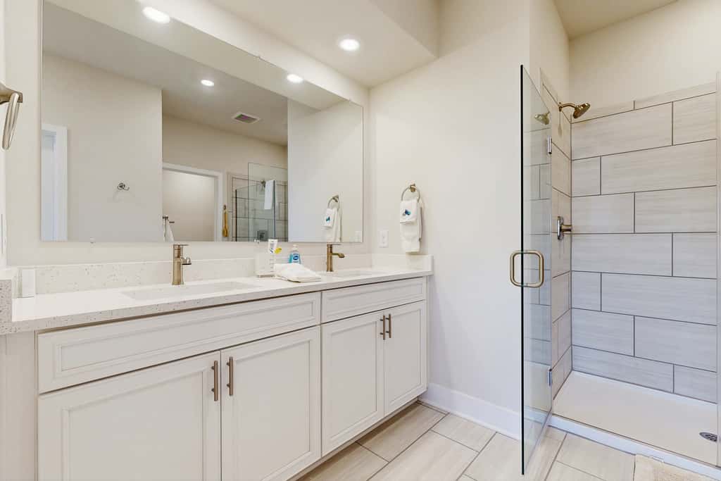 Milos Haven - 31317 Taywood Dr