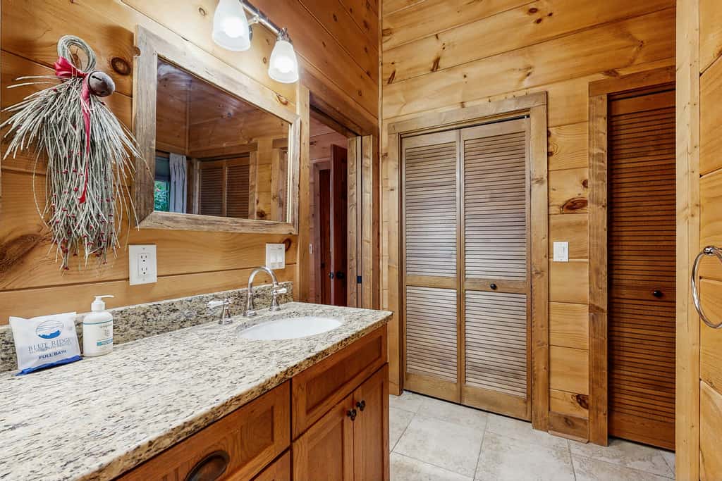 Black Bear Lodge