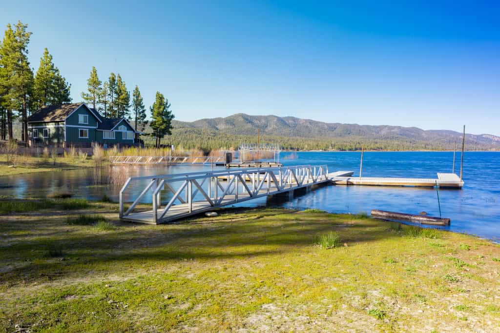 Historic 3BR Lodge House in Big Bear Lake | Pool Table, Lake Walk