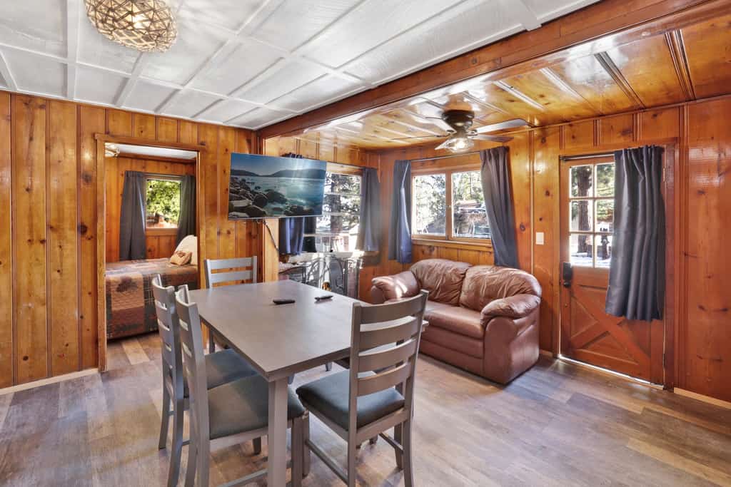 Lakeview Family Cabin at Big Bear Lake Village