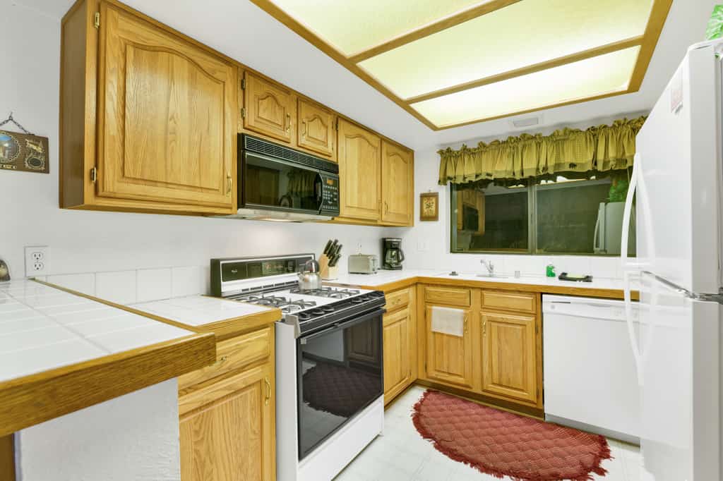 Modern 2BR/2.5BA Resort Condo: Attached Garage, Pond Views & Steps to Resort