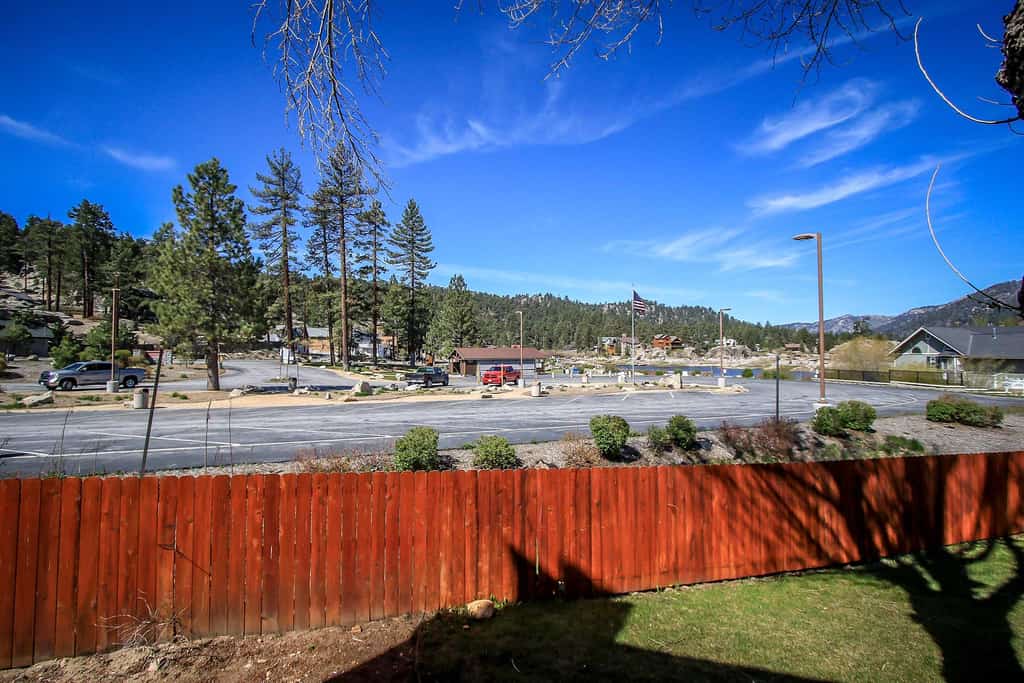 Pet-Friendly Big Bear Retreat w/ Wood Fireplace, Spa & BBQ