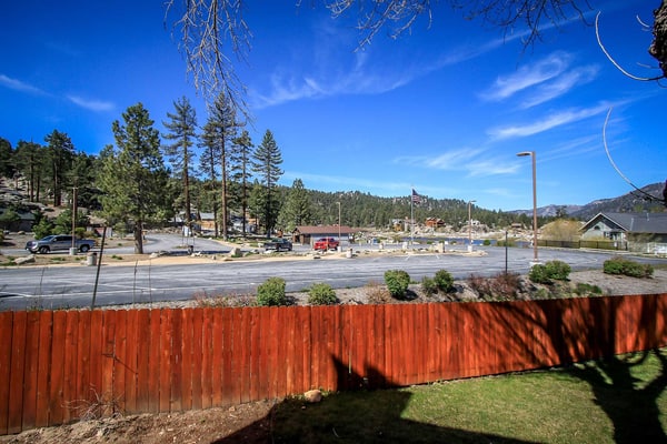 Pet-Friendly Big Bear Retreat w/ Wood Fireplace, Spa & BBQ