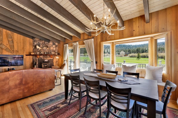 Family Retreat: Walk to Zoo & Golf Course | 3BR w/ BBQ & Wood Fire