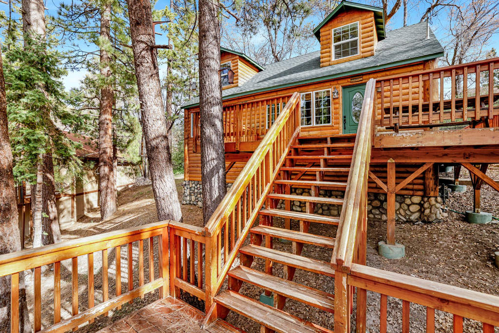 Nine Pines Lodge #537