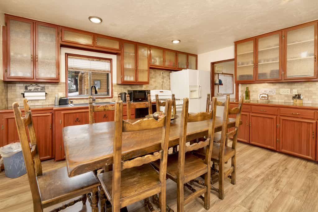 Swiss Delight Family Retreat w/ Hot Tub + Games