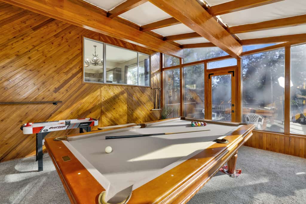 Mountain Fun Retreat | Steps to the Lake • Hot Tub • Kid-Friendly Game Room