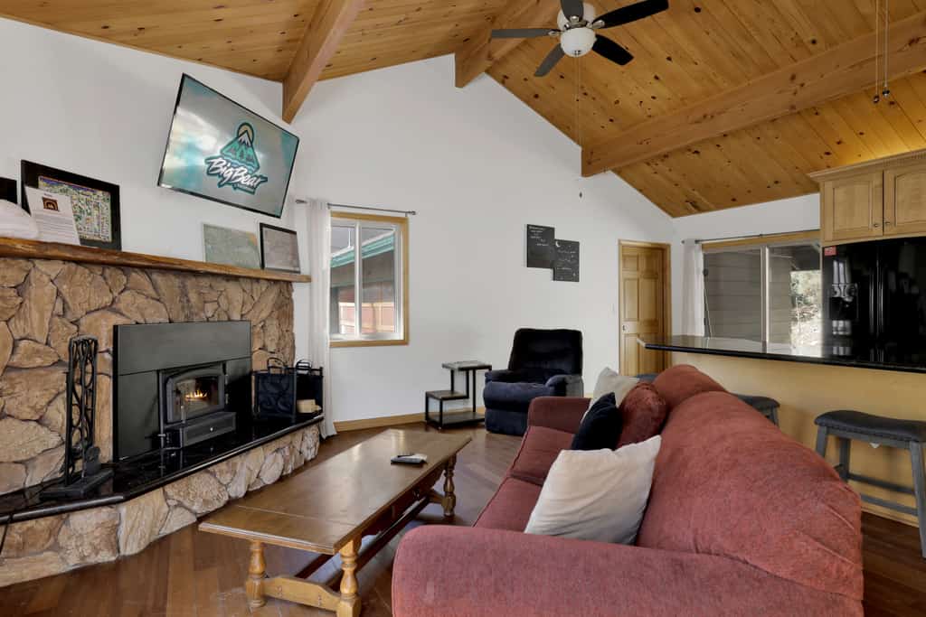 Shasta Mountain Cabin Retreat at Big Bear
