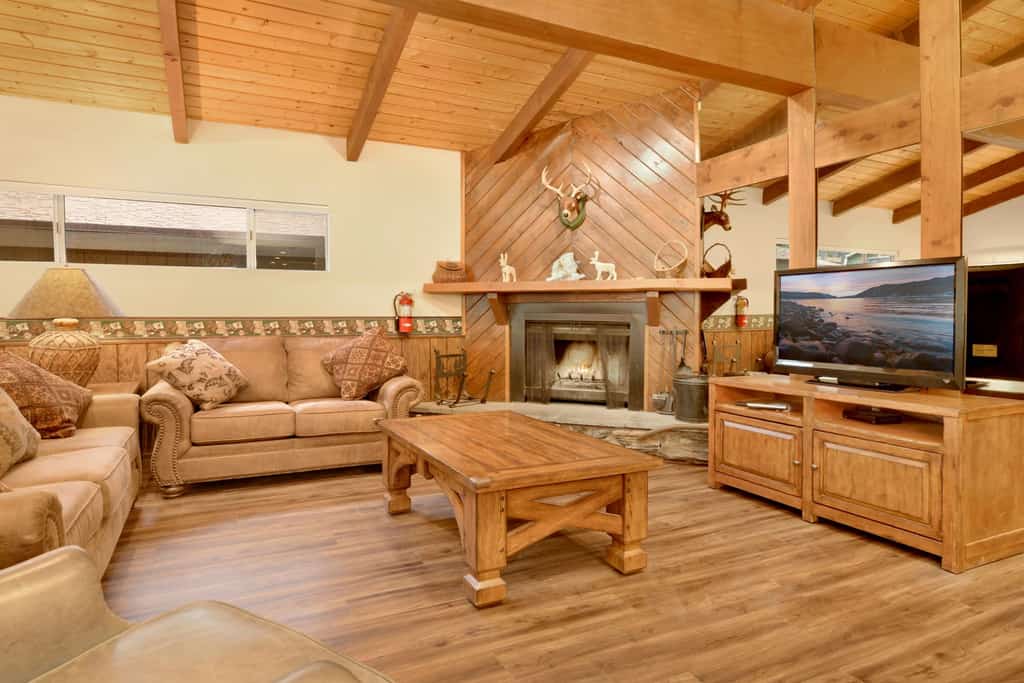 La Cerena Getaway at Big Bear- Pool Table- Ski Resort Central