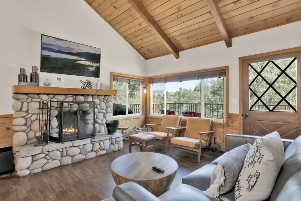 Black Oak Cabin Retreat Big Bear w/ Hot Tub