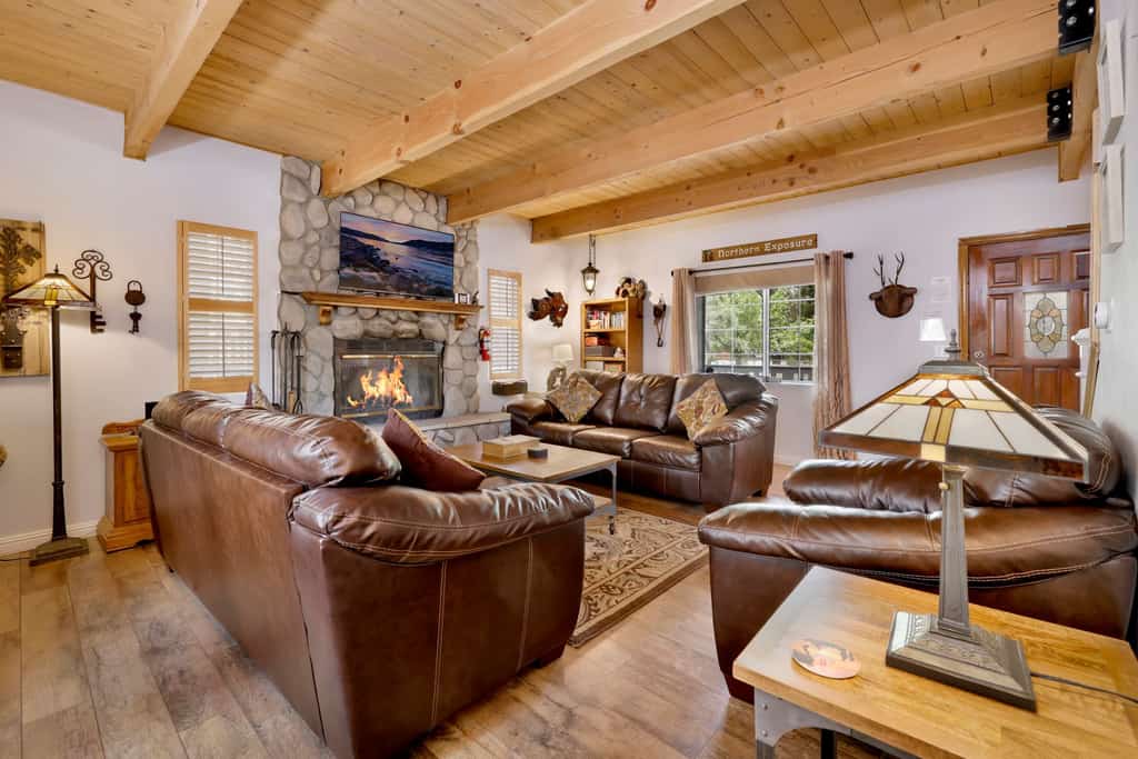 Whiskey Mountain Lodge at Big Bear w/ Hot Tub