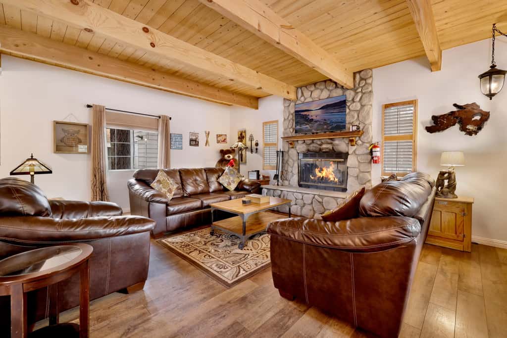 Whiskey Mountain Lodge - 2028
