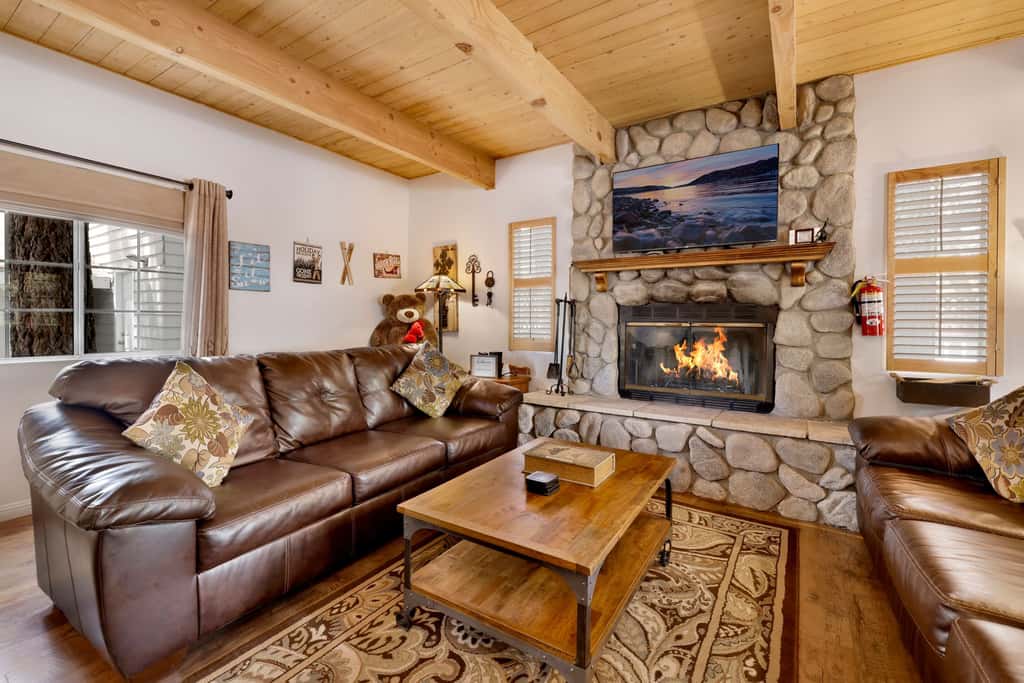 Whiskey Mountain Lodge - 2028