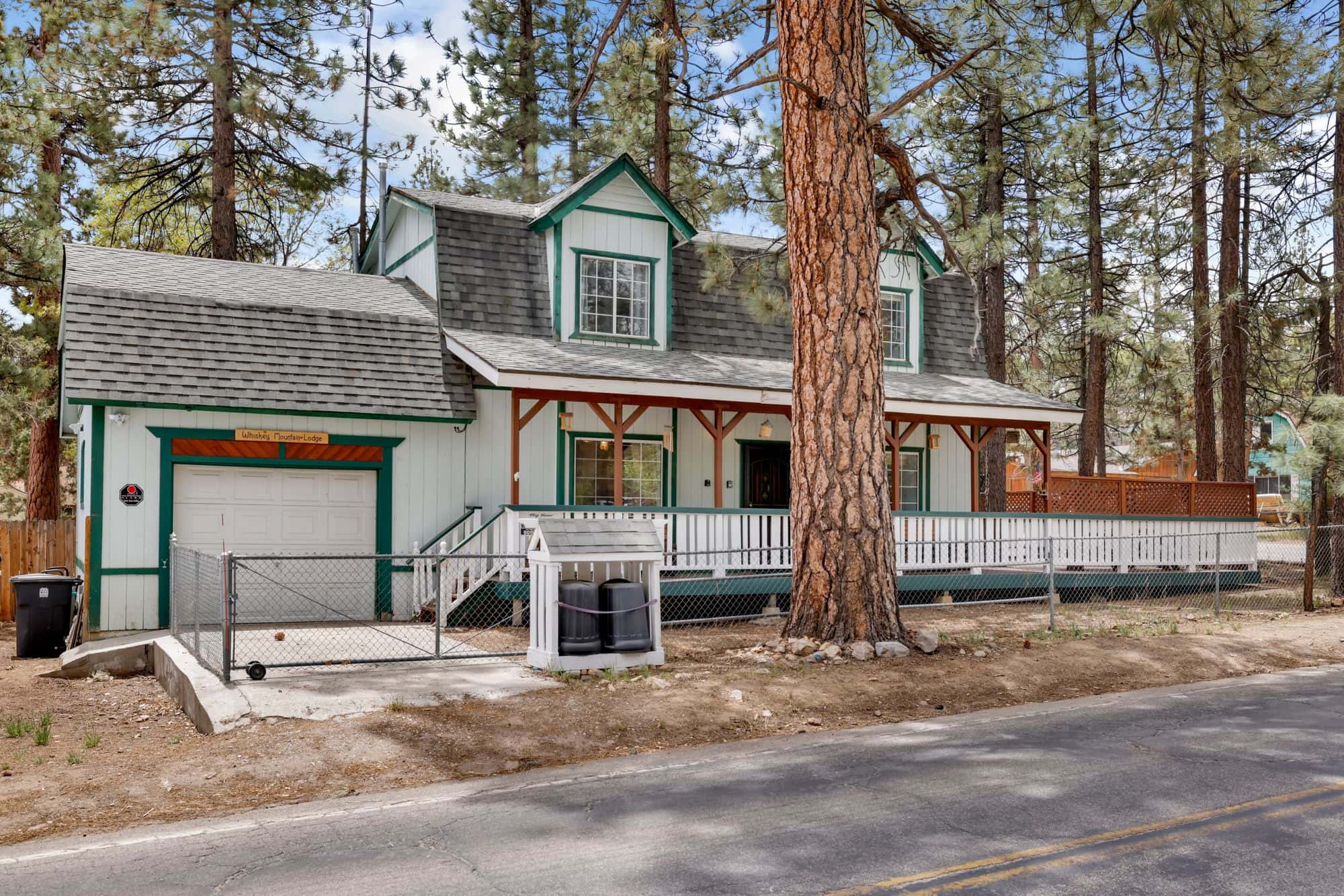 Whiskey Mountain Lodge - 2028