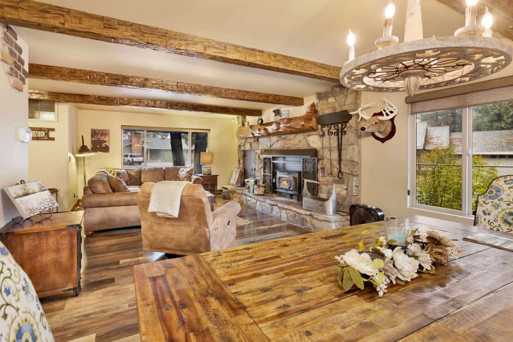 Eagle Point Lodge at Big Bear- Hot Tub- Games- Walk to Lake