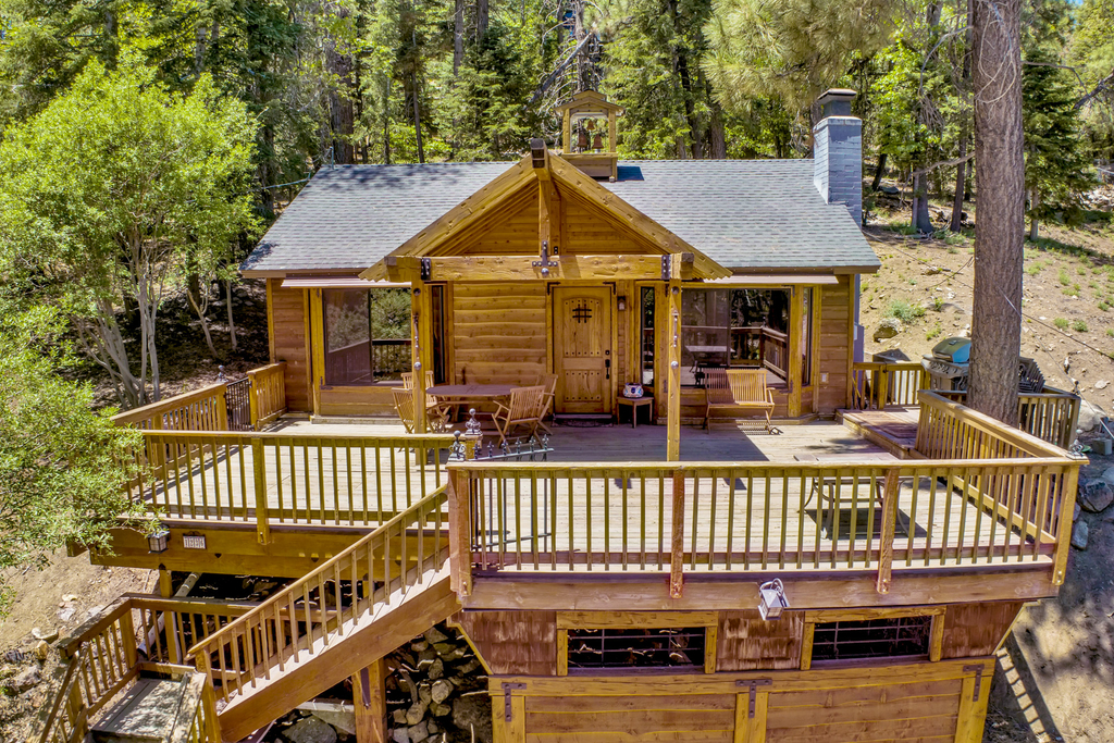 Club View Pines #2105