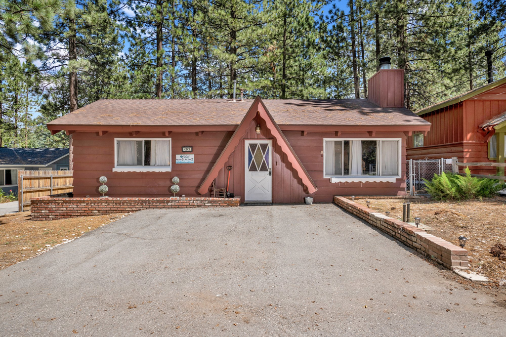 Pine Cone Cottage #2191