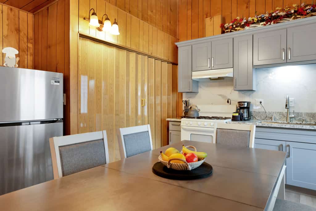 Sweet Retreat Ski Haus Cottage at Big Bear Lake