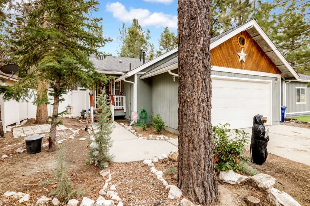 Relaxing Bearadise Cottage at Big Bear Lake