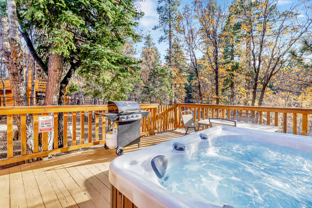 Crescenta Pines Log Cabin #2346