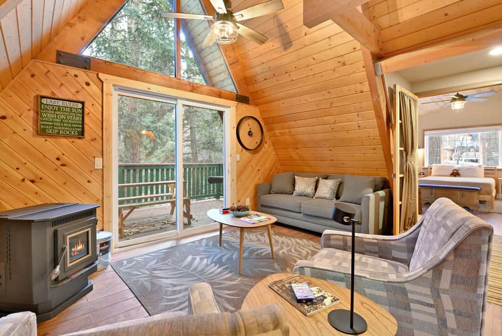 Whispering Woods Relaxing Retreat at Big Bear Lake