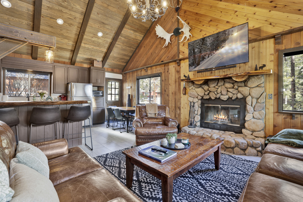 Moose Mountain Manor #2462