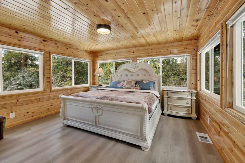 Sueños Azules- Fawnskin Retreat Cottage in Big Bear
