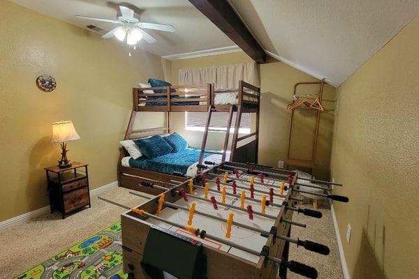 Cozy Big Bear Cabin Near Hiking Trails | Modern Mountain Retreat w/ Hot Tub