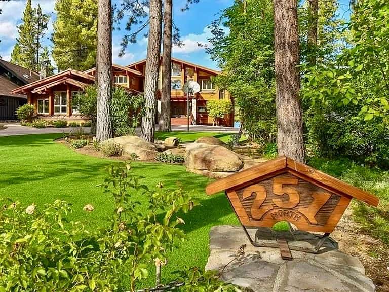 Lakefront Chalet | The Lake Is Your Backyard | Spa