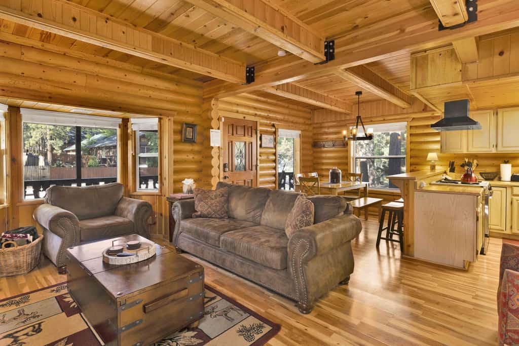Cub's Cabin / Charming 3-Bedroom Log Cabin Near Big Bear Lake