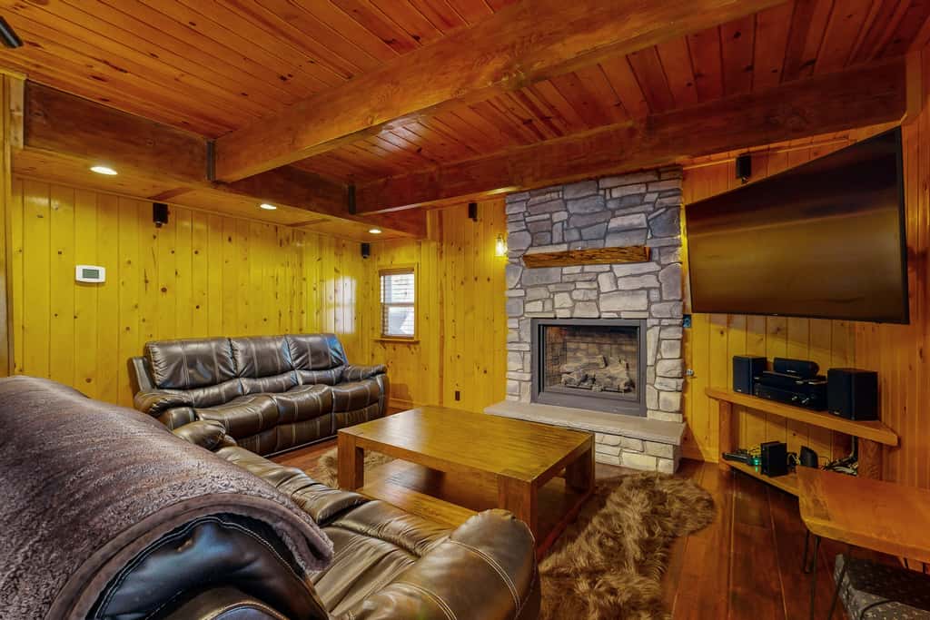 Primrose Cabin #709