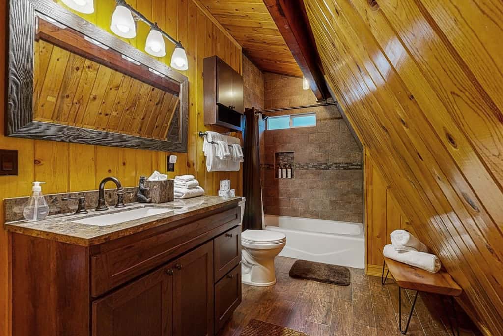Primrose Cabin #709