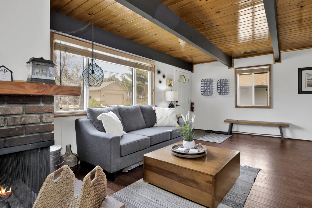 Big Bear Bungalow #643