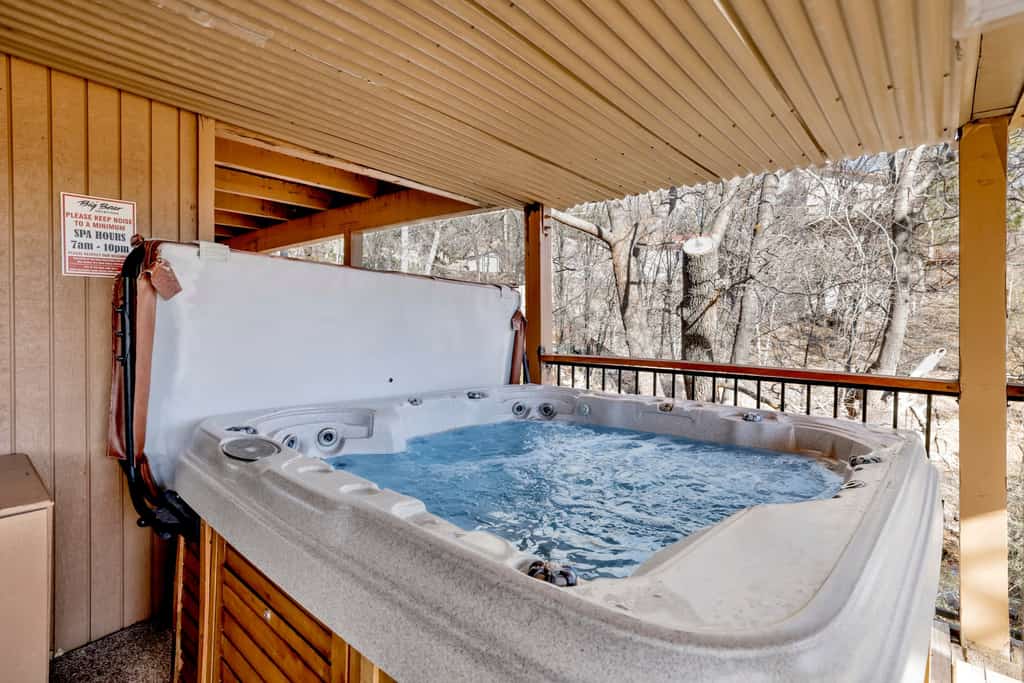 Big Bear 7th Heaven ~ Lakeview Chalet with Hot Tub, Sauna, Grill, Great Deck Views