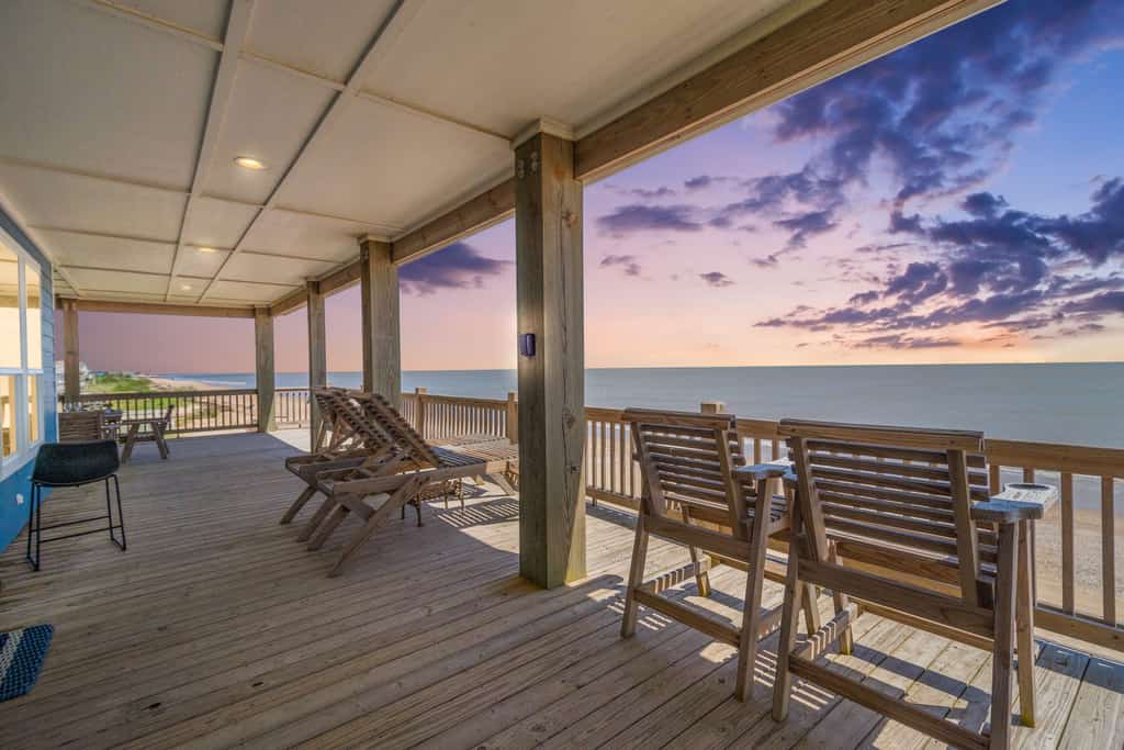 Beachfront | Decks, Cargo Lift & Ocean Views