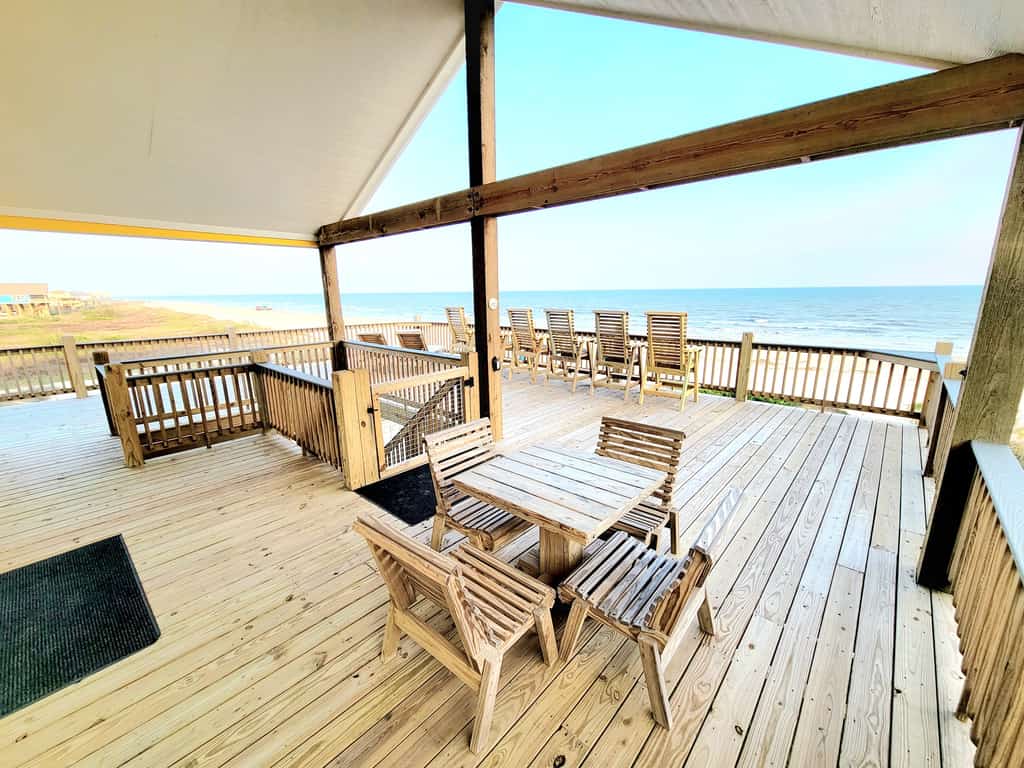 Beachfront Retreat l Hot Tub l Gulf Views, Wraparound Deck, Sleeps 12, Pet-Friendly, & More