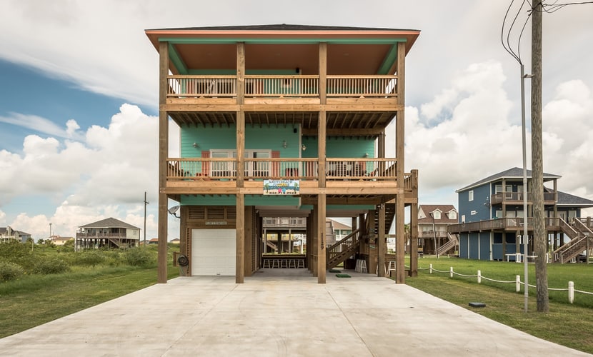 Beach Retreat | Tiki Bar, Ocean Views & Grill