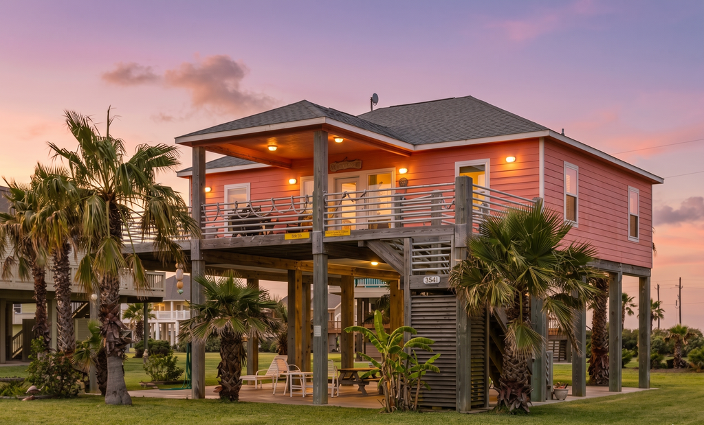 Four Palms