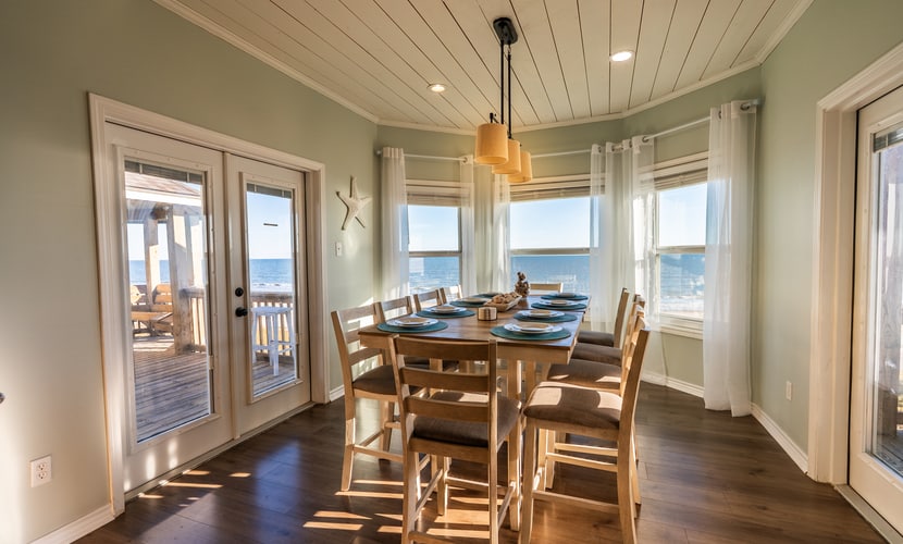 Prime | Beachfront | Private Gazebo | Sleeps 14