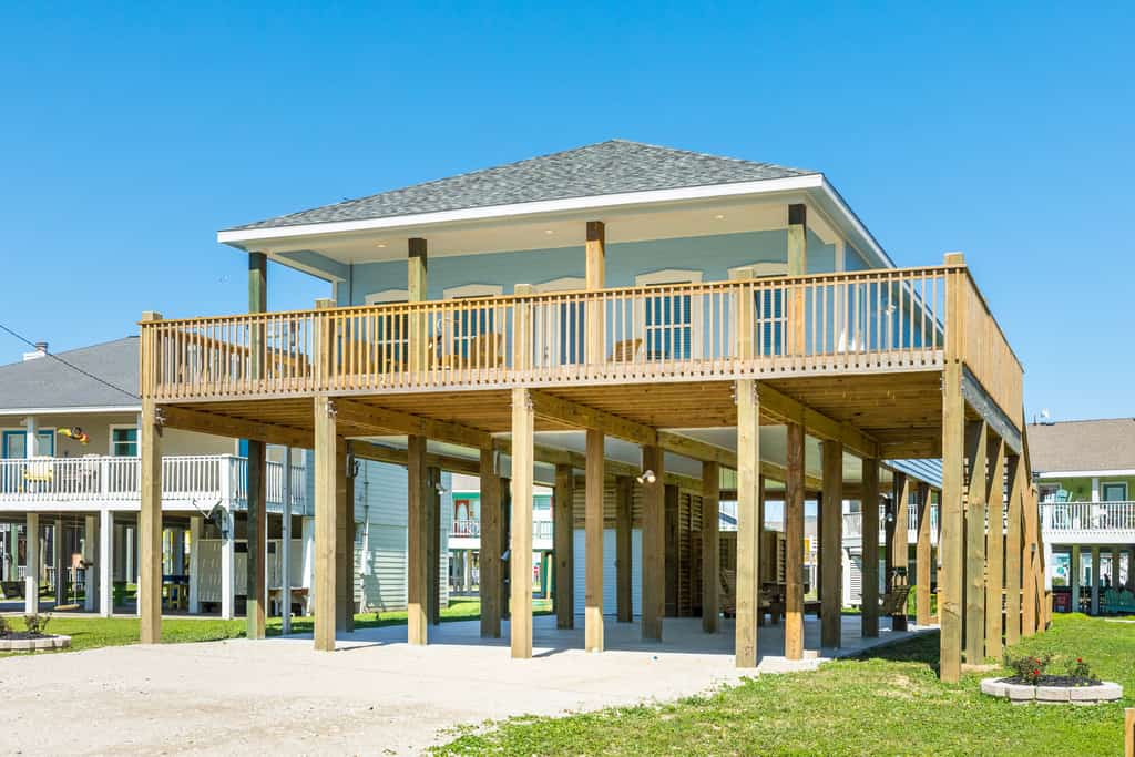 Stylish | New-Build | Steps to Beach | Gulf Views