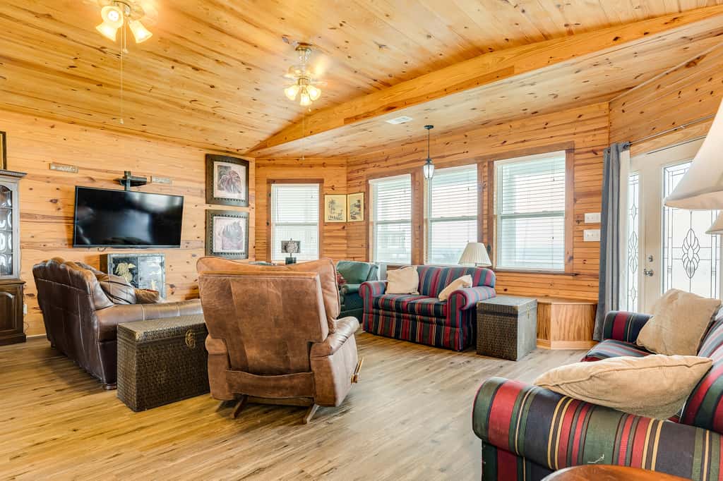Cabin by the Sea