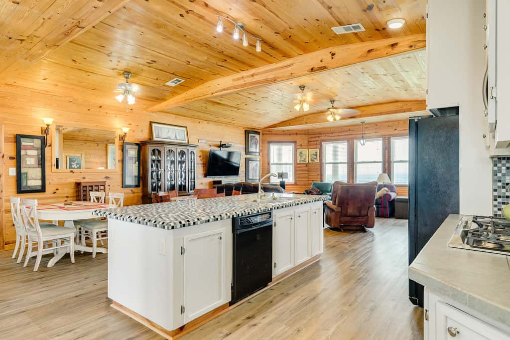 Cabin by the Sea